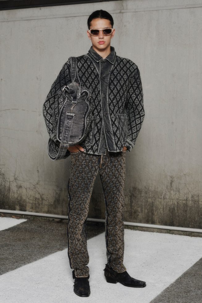 00025-diesel-ss22-credit-brand