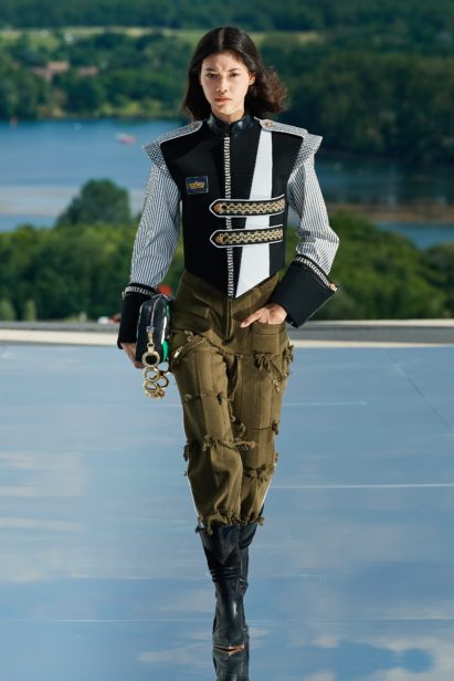 00028-louis-vuitton-resort-2022-credit-filippo-fior