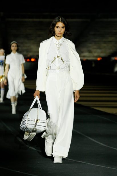 00029-dior-resort-2022-credit-brand