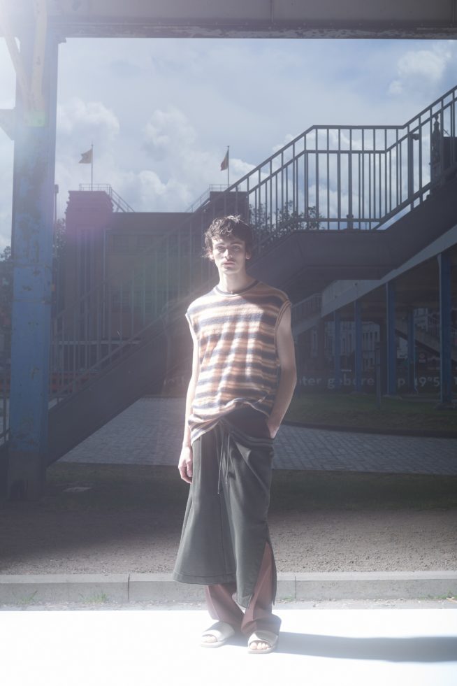 00033-dries-van-noten-menswear-spring-22-credit-sofie-middernacht-and-maarten-alexander