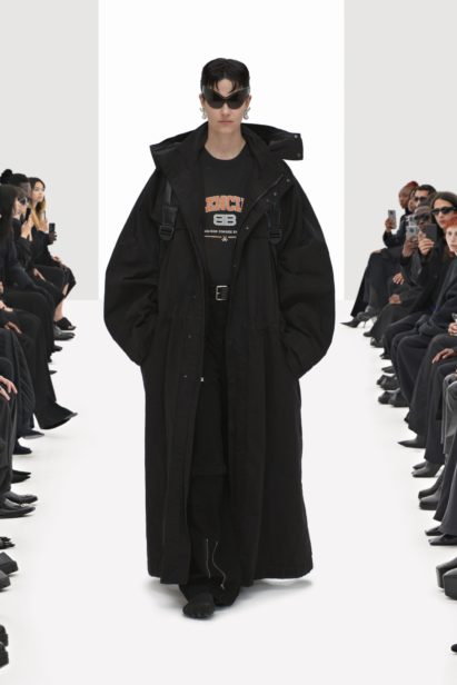 00035-balenciaga-spring-2022-rtw