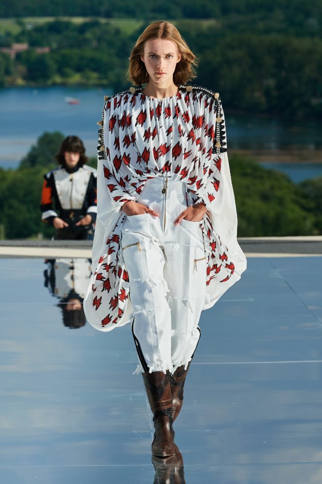 00037-louis-vuitton-resort-2022-credit-filippo-fior