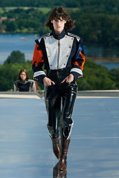 00038-louis-vuitton-resort-2022-credit-filippo-fior