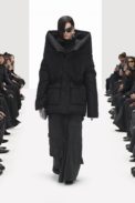 00039-balenciaga-spring-2022-rtw