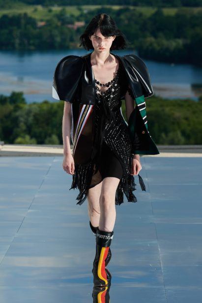 00041-louis-vuitton-resort-2022-credit-filippo-fior