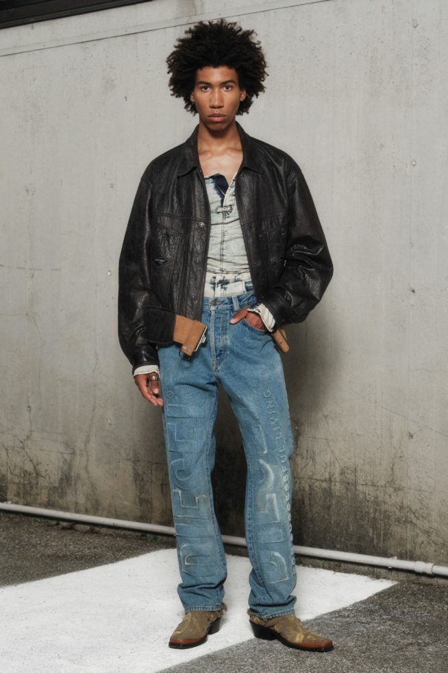 00044-diesel-ss22-credit-brand