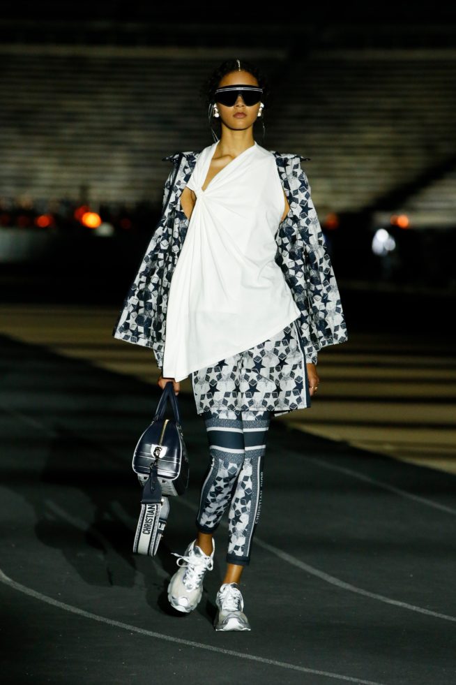 00047-dior-resort-2022-credit-brand