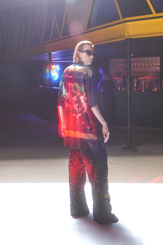 00049-dries-van-noten-menswear-spring-22-credit-sofie-middernacht-and-maarten-alexander