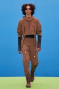 00049-jacquemus-fall-21-credit-imaxtree-courtesy-of-jacquemus