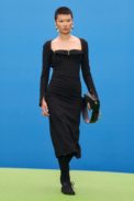 00059-jacquemus-fall-21-credit-imaxtree-courtesy-of-jacquemus