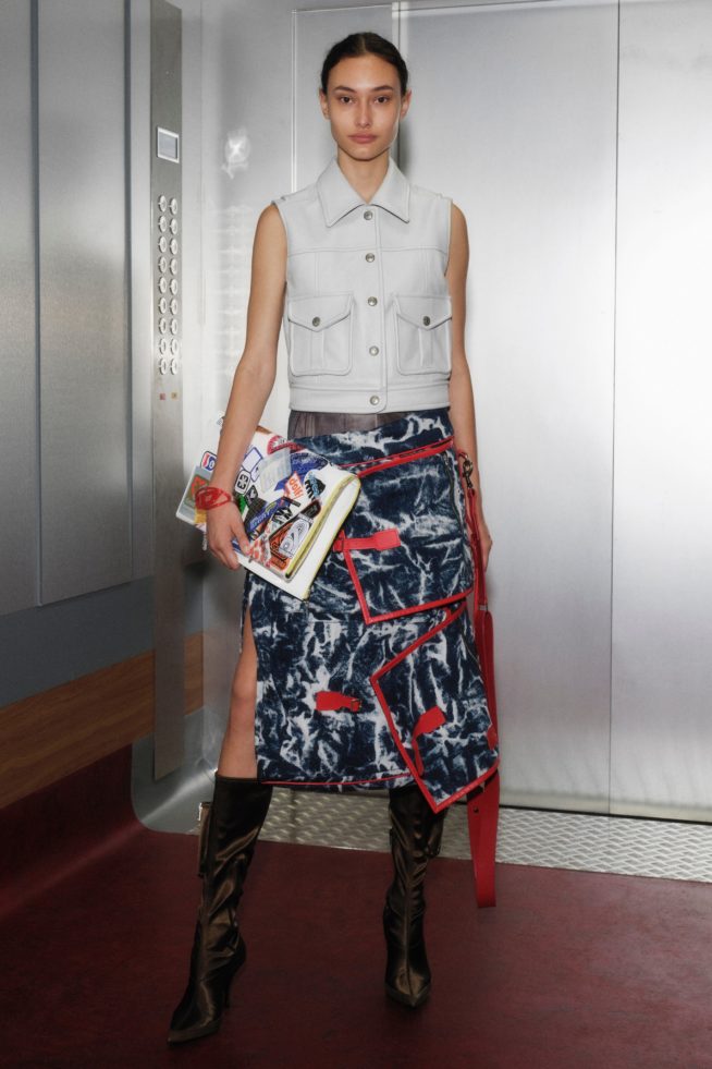 00064-diesel-ss22-credit-brand
