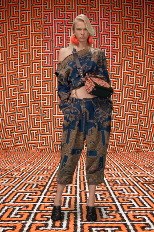 balmain_re22_women_look_21_photo