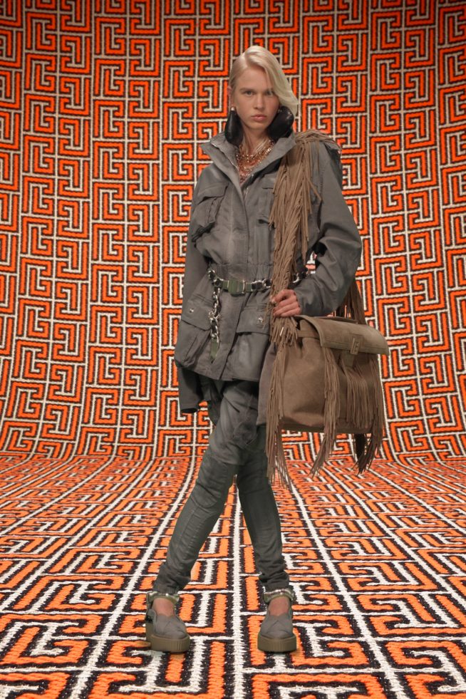 balmain_re22_women_look_23_photo