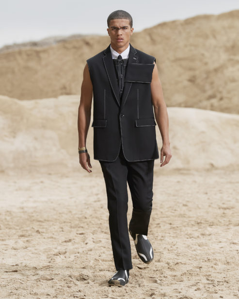 burberry-spring_summer-2022-menswear-presentation-collection-look-10-nando