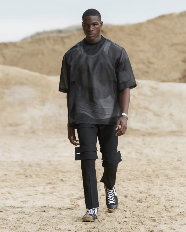 burberry-spring_summer-2022-menswear-presentation-collection-look-13-chris