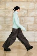 look-48-kaia