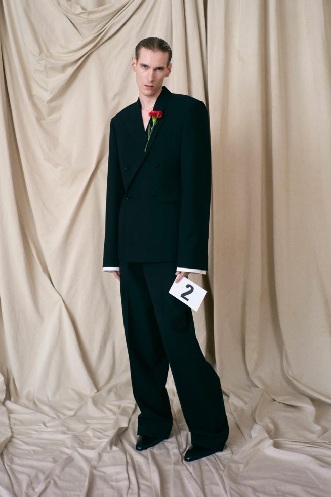 00002-balenciaga-couture-fall-21-credit-brand