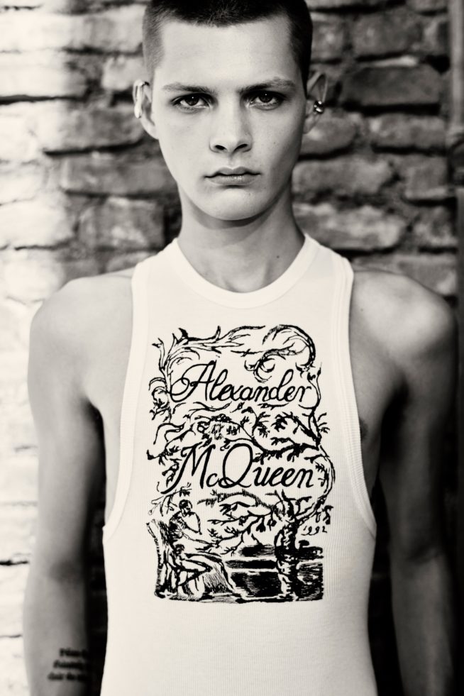 00003-alexander-mcqueen-mens-ss22-credit-brand
