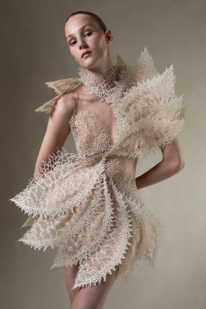00003-iris-van-herpen-fall-21-couture
