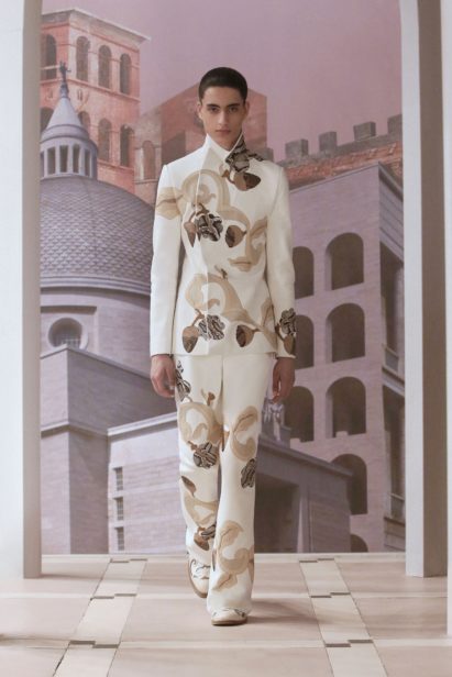 00006-fendi-couture-fall-2021-credit-brand