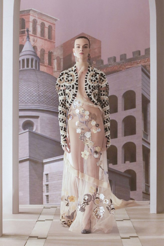 00007-fendi-couture-fall-2021-credit-brand