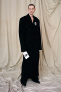 00008-balenciaga-couture-fall-21-credit-brand