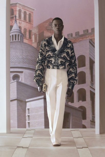 00008-fendi-couture-fall-2021-credit-brand