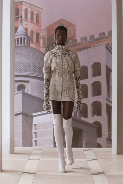 00010-fendi-couture-fall-2021-credit-brand