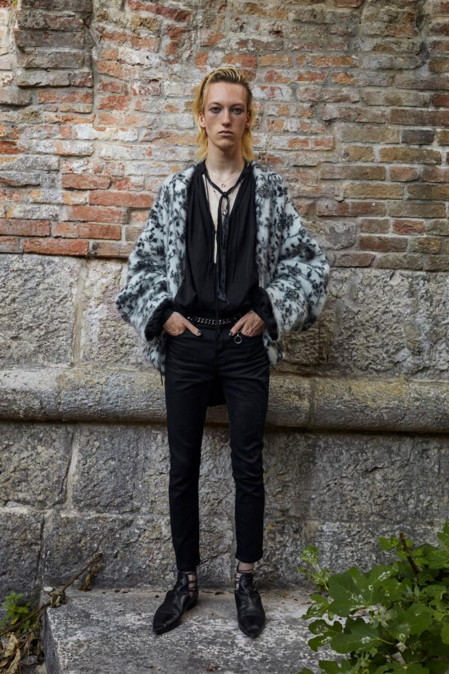 00013-saint-laurent-mens-ss22-venice-credit-brand