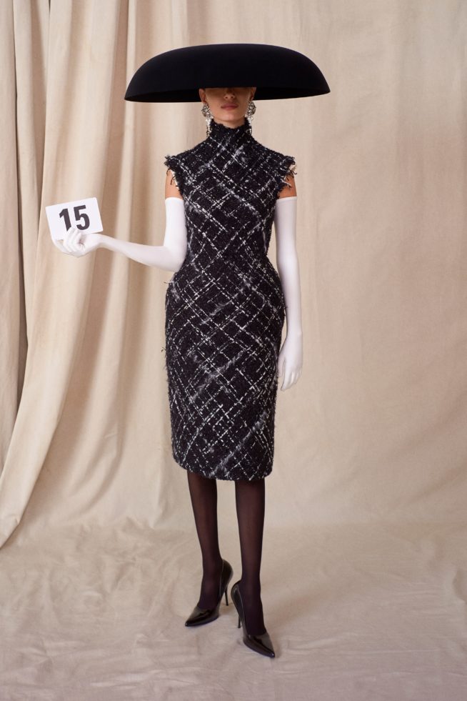 00015-balenciaga-couture-fall-21-credit-brand