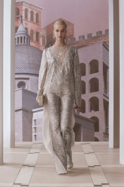 00015-fendi-couture-fall-2021-credit-brand