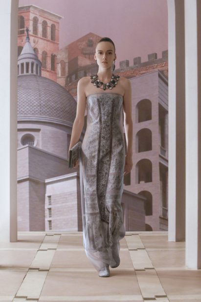 00018-fendi-couture-fall-2021-credit-brand