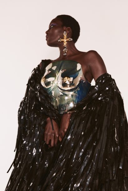 00019-schiaparelli-couture-fall-21-credit-daniel-roseberry-brand