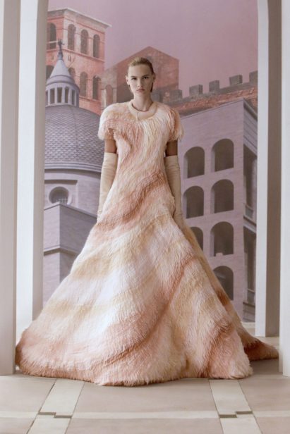 00022-fendi-couture-fall-2021-credit-brand