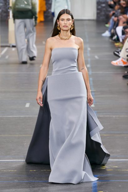 00024-off-white-fall-2021-credit-alessandro-lucioni-gorunway