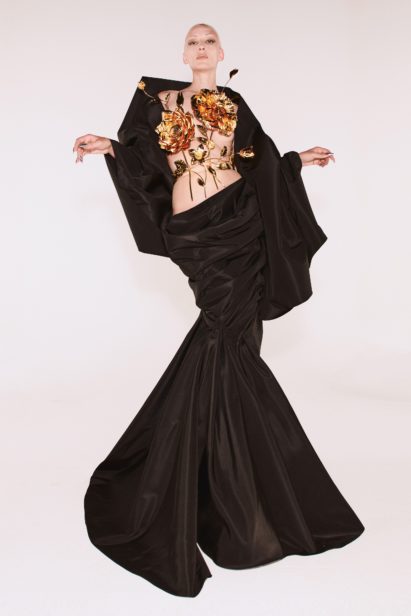 00025-schiaparelli-couture-fall-21-credit-daniel-roseberry-brand