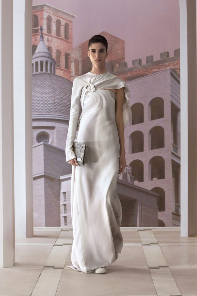 00026-fendi-couture-fall-2021-credit-brand