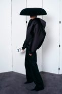 00027-balenciaga-couture-fall-21-credit-brand