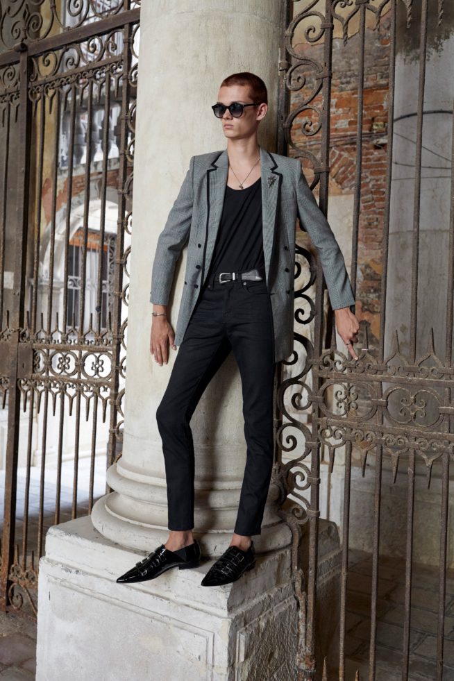 00028-saint-laurent-mens-ss22-venice-credit-brand