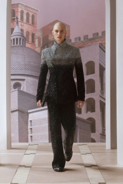 00030-fendi-couture-fall-2021-credit-brand