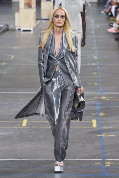 00033-off-white-fall-2021-credit-alessandro-lucioni-gorunway