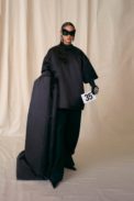 00035-balenciaga-couture-fall-21-credit-brand