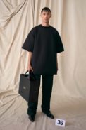 00036-balenciaga-couture-fall-21-credit-brand