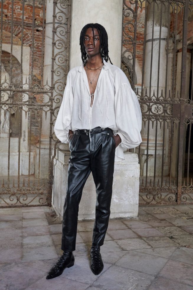 00040-saint-laurent-mens-ss22-venice-credit-brand