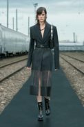 00041-givenchy-resort-22-credit-brand
