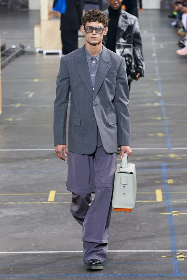 00042-off-white-fall-2021-credit-alessandro-lucioni-gorunway