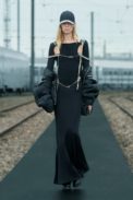00044-givenchy-resort-22-credit-brand