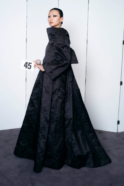 00045-balenciaga-couture-fall-21-credit-brand