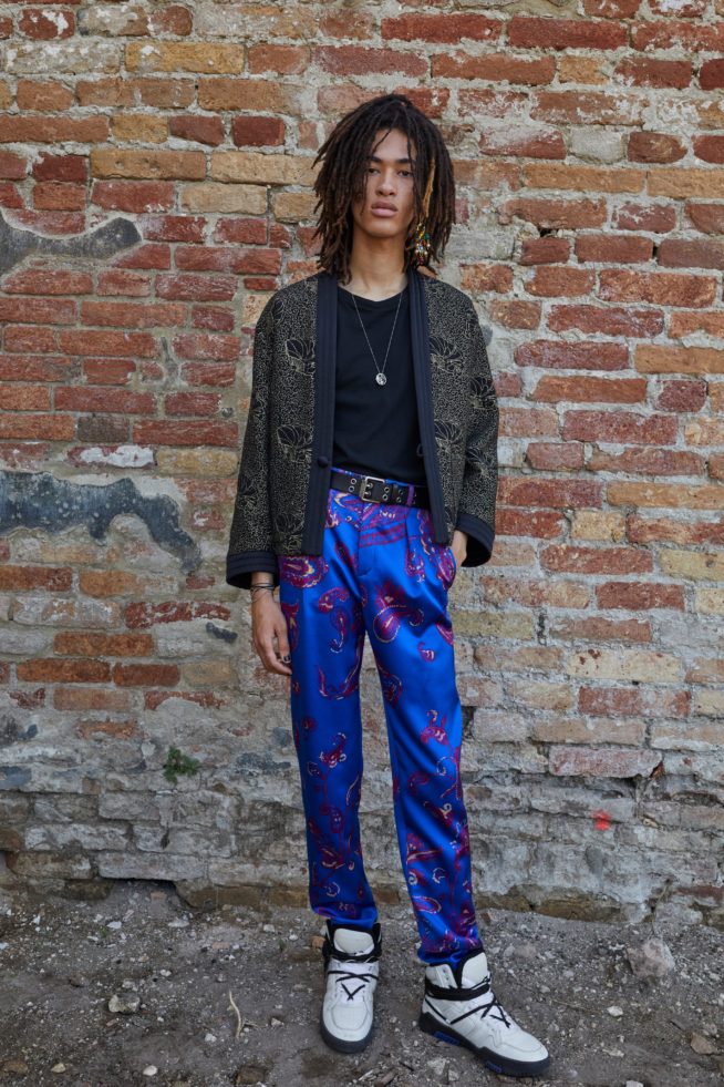 00046-saint-laurent-mens-ss22-venice-credit-brand