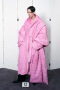 00052-balenciaga-couture-fall-21-credit-brand